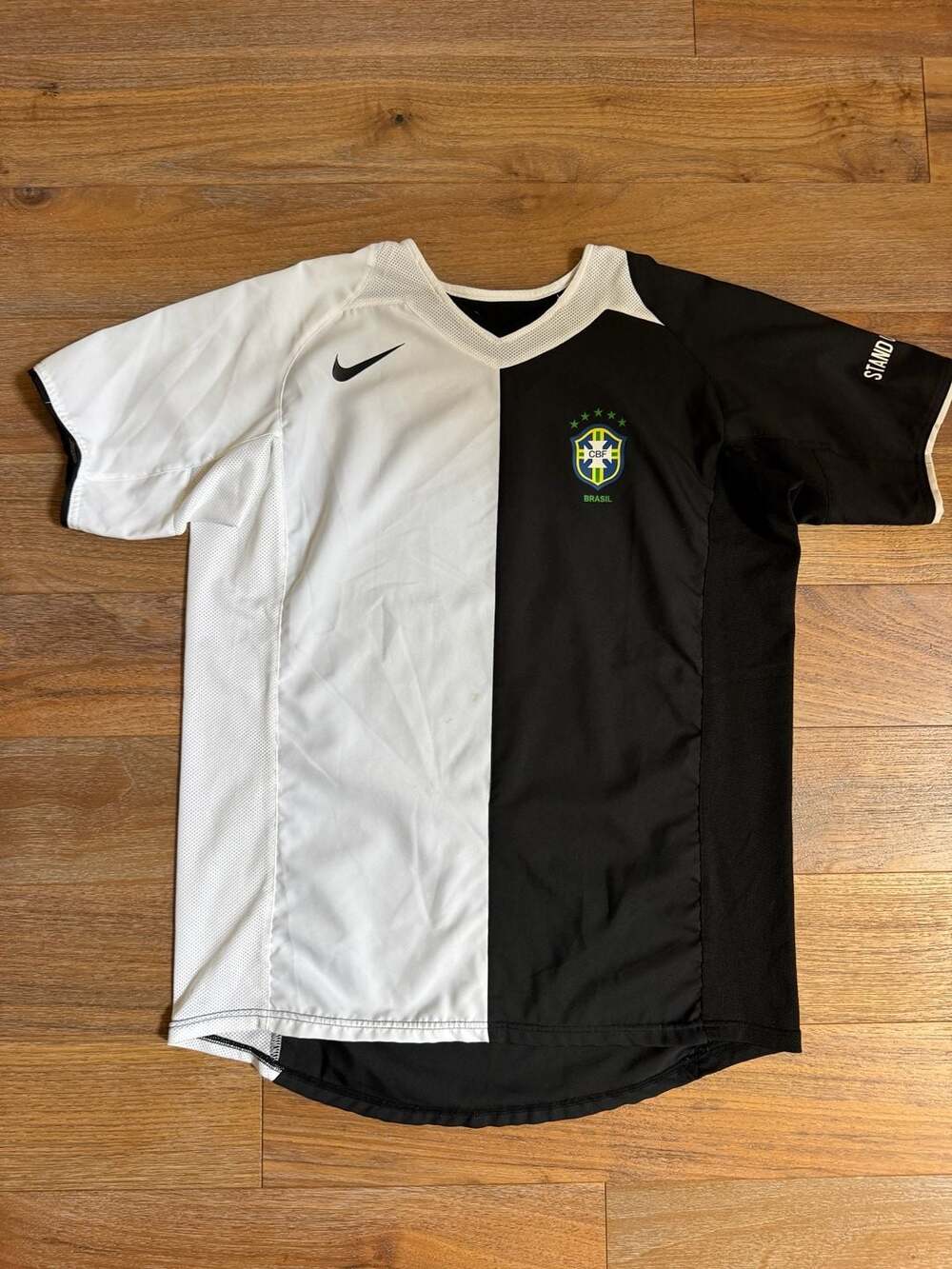 Nike Brazil 2004-2005 Stand Up Speak Up Ronaldinho 10